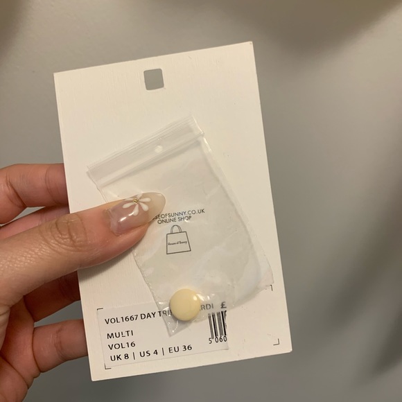 SOLD BNWT HOS Day Tripper Volume 2 - Picture 3 of 3